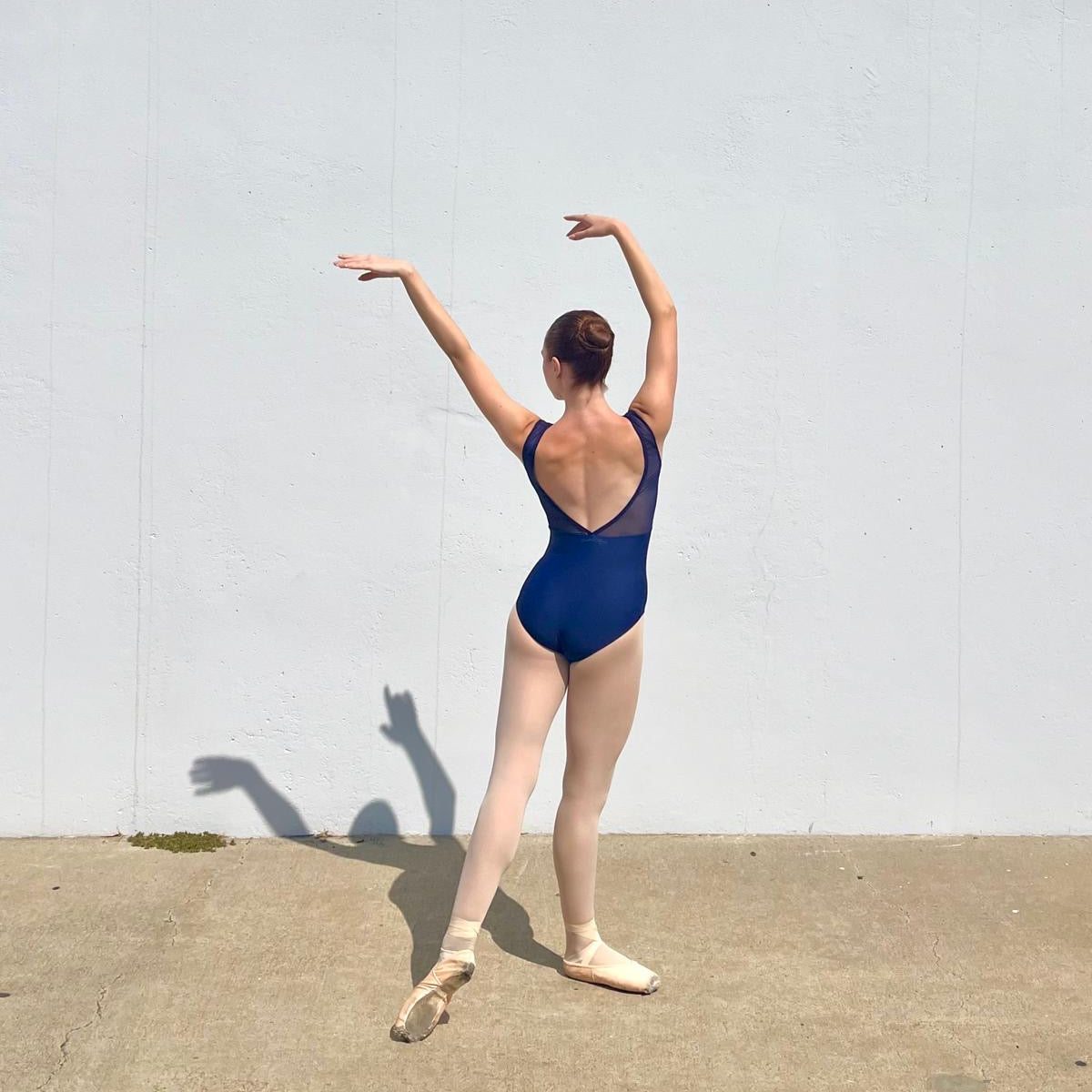 Dance Bag Essentials: What Every Dancer Needs to Stay Prepared